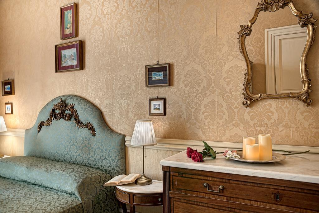 Arthouse Lady Marys Tribunali Luxury Suite Nápoles Exterior foto